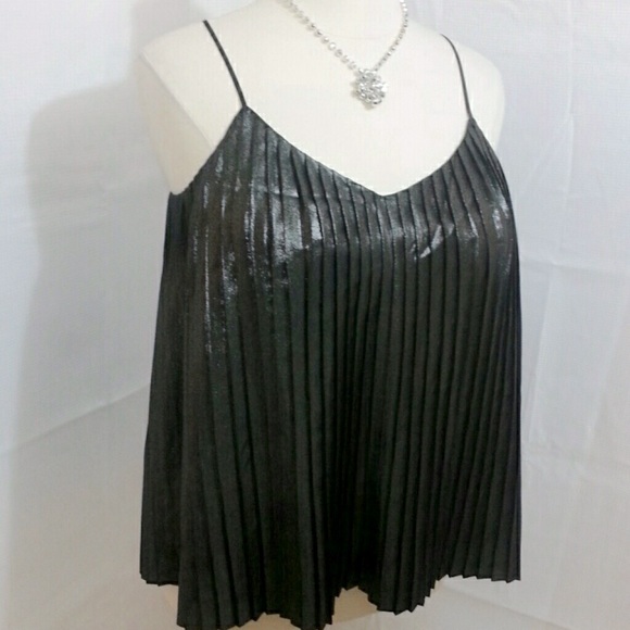 Express Tops - EXPRESS Accordion Racer Back Top. NWOT